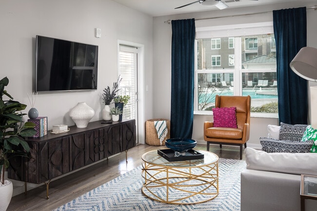 Photo - Pointe at Lake CrabTree