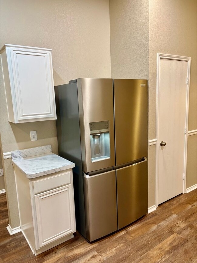 Photo - 809 Canyon Cove Dr