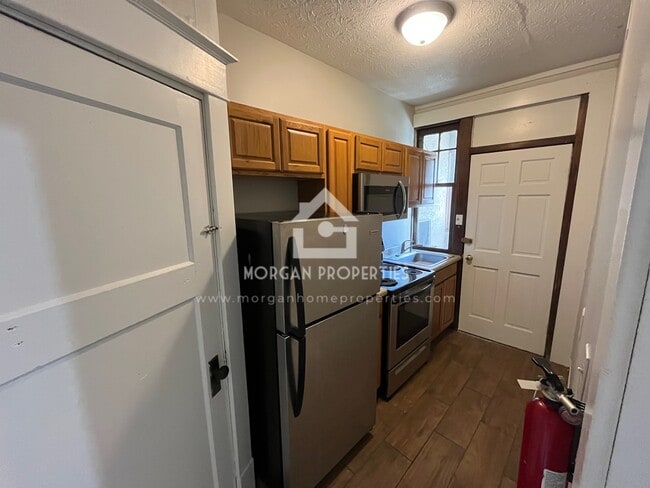 Photo - 302 S 12th St