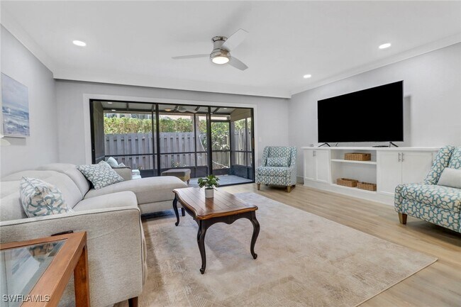 Building Photo - 790 Meadowland Dr