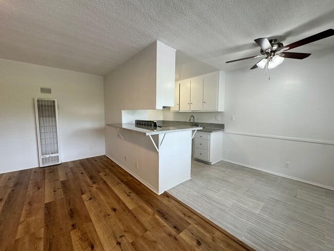 Photo - 11330 Ohio Ave