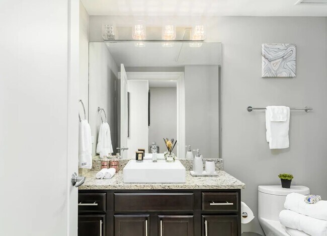 Photo - 5010 N Sheridan Rd Unit 406