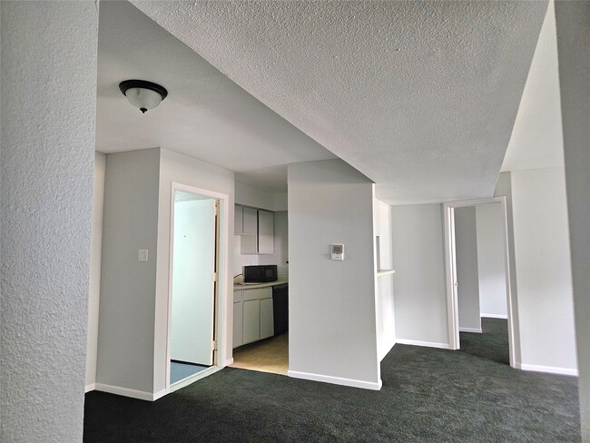 Photo - 8421 Hearth Dr Unit 21