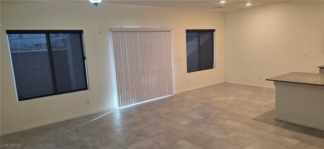 Photo - 427 Larksong Ave