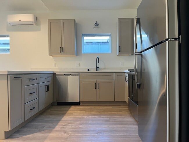 Photo - Newly built homes with City of Redding solar!