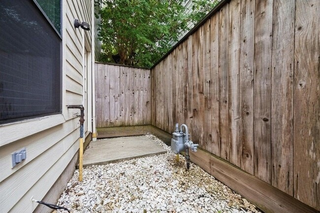 3501 Link Valley Dr. Unit 301