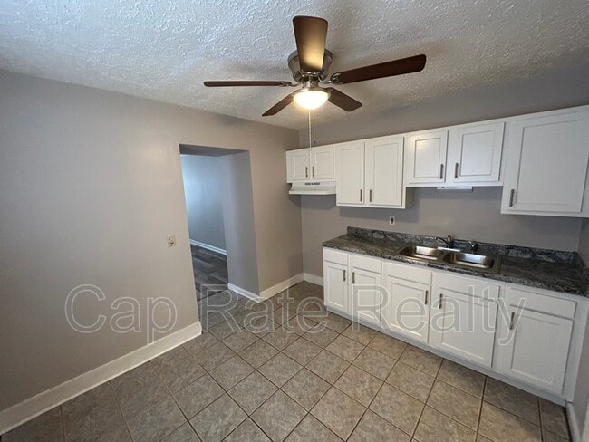 Photo - 1045 Republic Ave