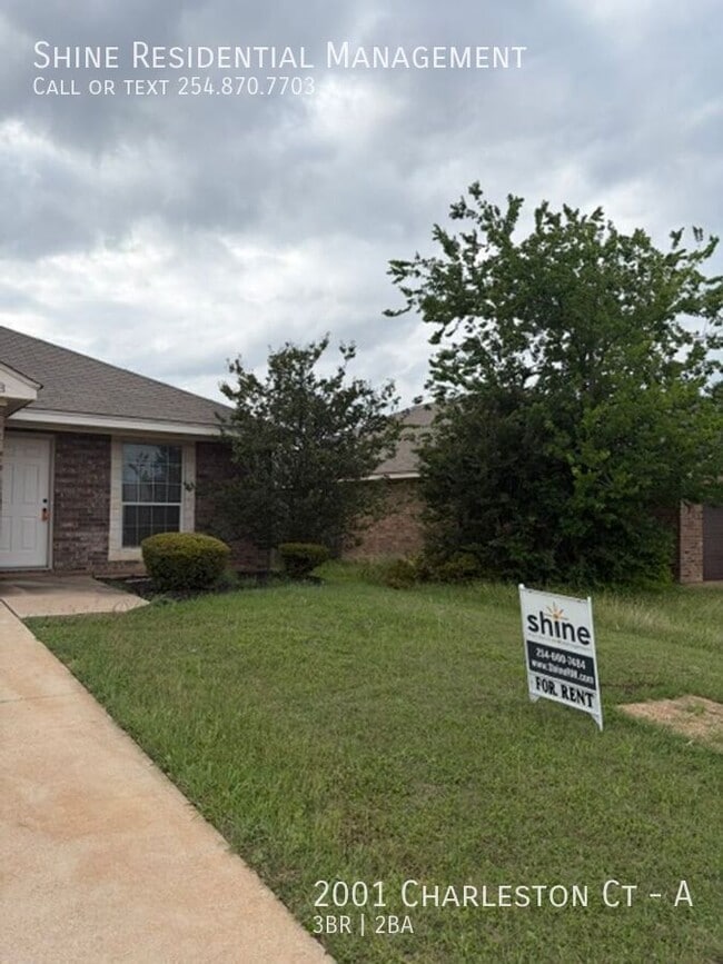 Photo - 2001 Charleston Ct Unit A