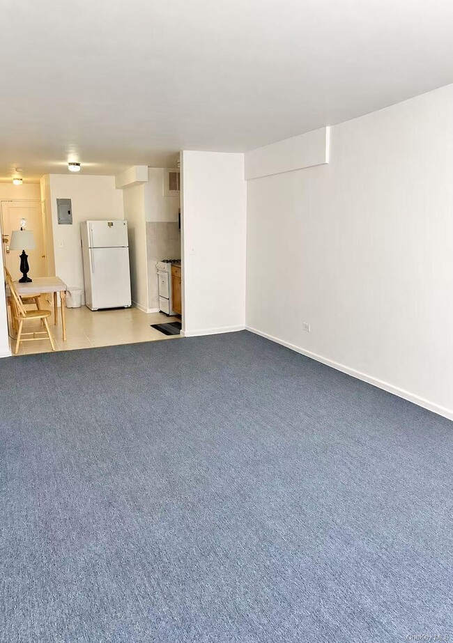 144-46 38th Ave Unit 2F