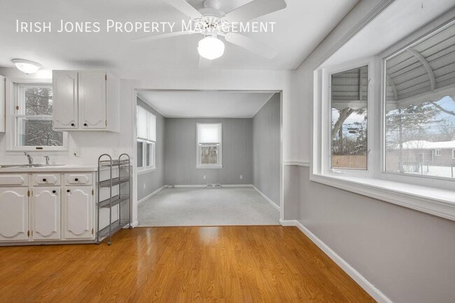 Photo - 301 Fayette Ave