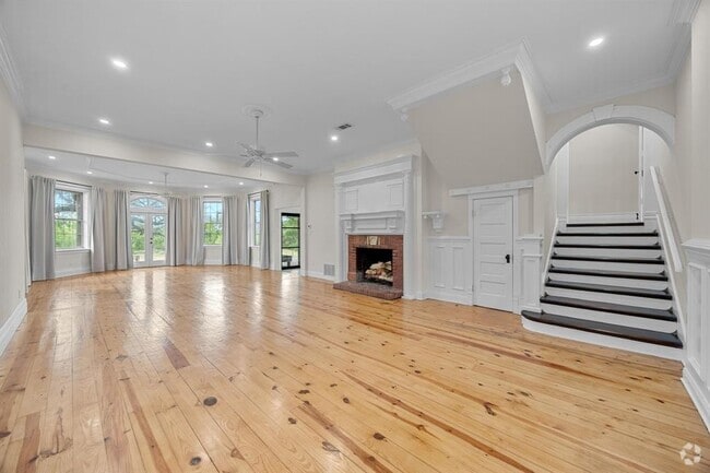 Building Photo - 6507 River Pl Blvd Rental