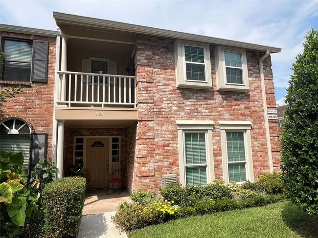 Building Photo - 5801 Lumberdale Rd Unit 165
