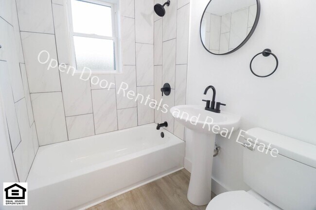 Photo - 1823 Griswold Dr Unit F11