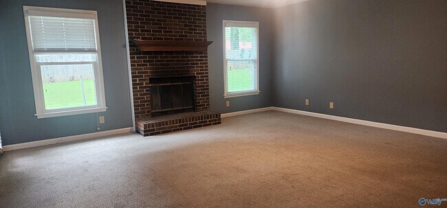 Photo - 1006 Wood Cir