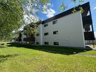 Photo - 10012-10013 3 St Unit 305