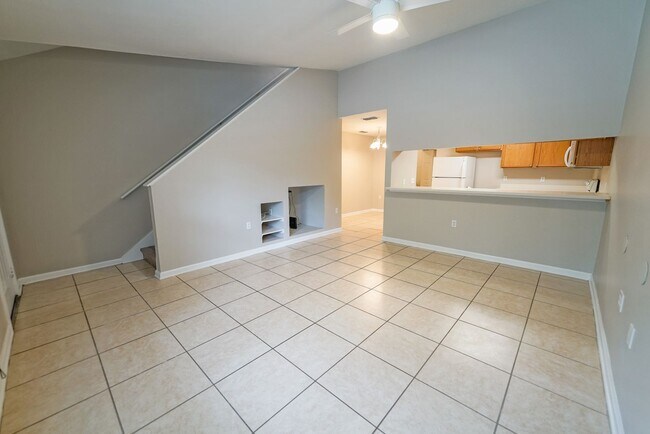 Photo - 241 Dixie Dr