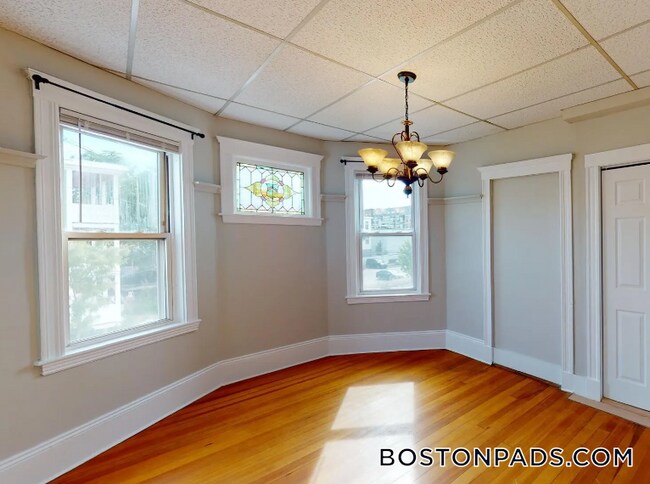 Photo - 123 Boston St Unidad 3