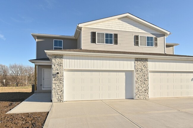 Photo - Nice 3 Bedroom, 2.5 bath with 2 car garage...