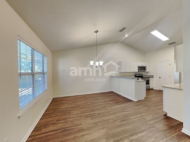 Photo - 3256 Silverado Cir