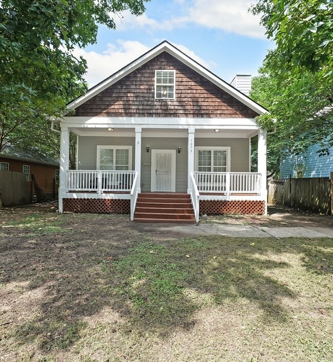 Building Photo - 1075 McDaniel St SW Rental