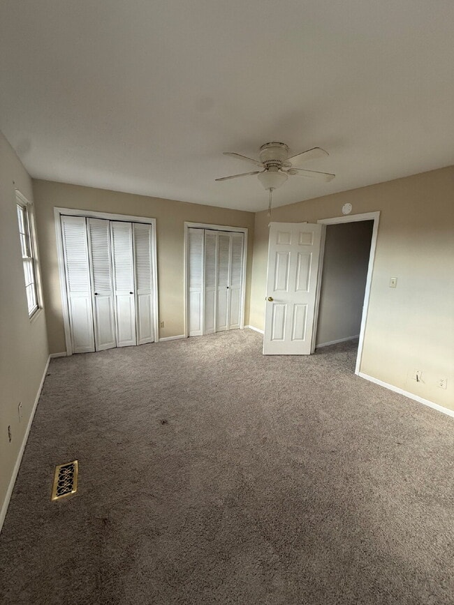 Photo - 2 bedroom and 2.5 bathroom townhome available for immediate move in.