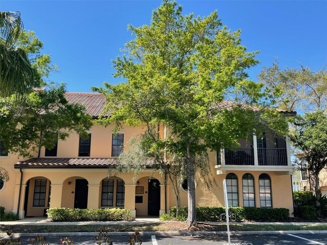 2 Bedroom Townhome with 1 Car attached Gar... - 2 Bedroom Townhome with 1 Car attached Gar...
