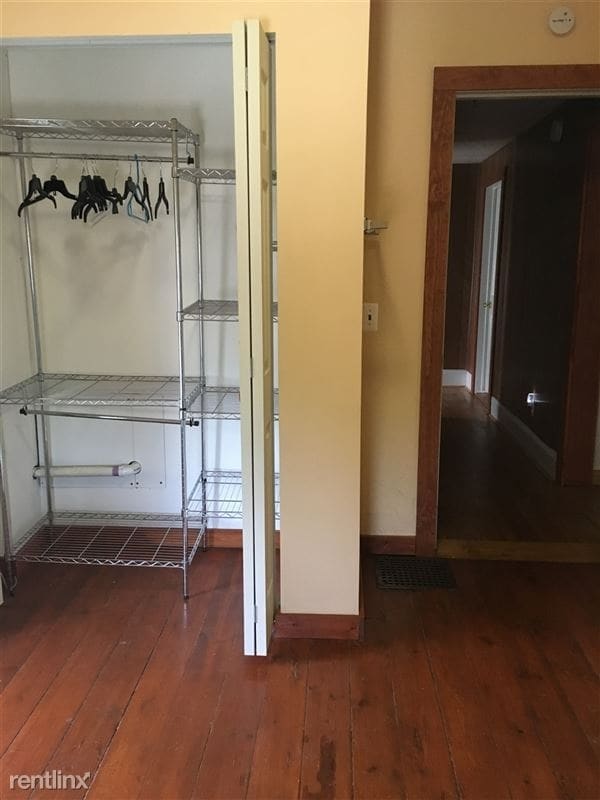 Photo - 529 Elizabeth St