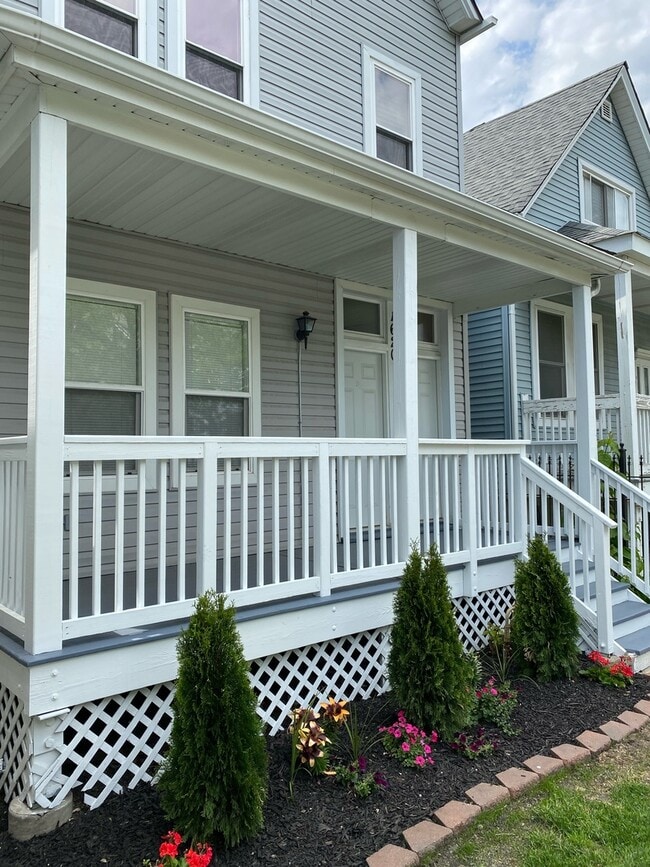 Photo - 1620 N Spaulding Ave Apartment Unit 1F
