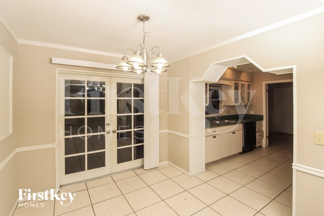 Photo - 988 Cardon Dr