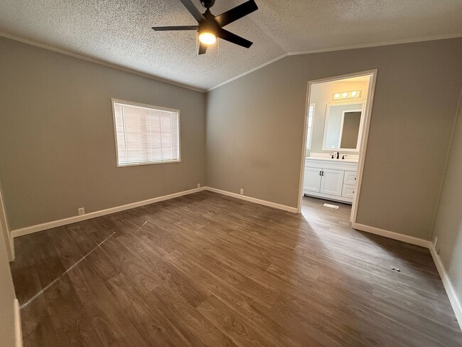 Photo - 3601 E Wyoming Ave