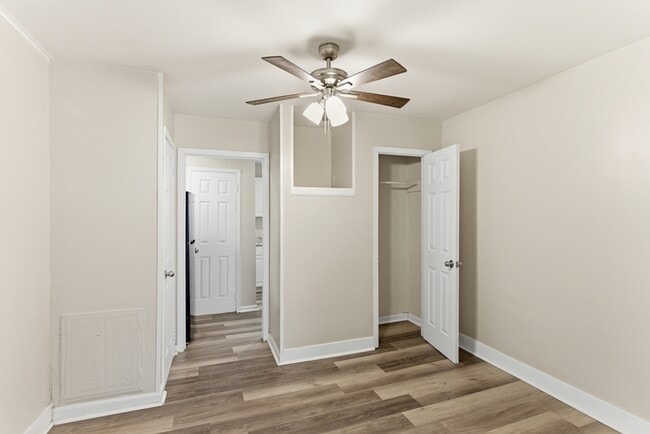 Photo - 109 N Cruze St Unit 2R