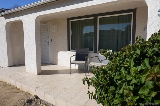 Photo - 3860 Paula St