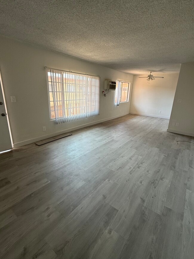 Photo - 9029 Orion Ave Unit 14