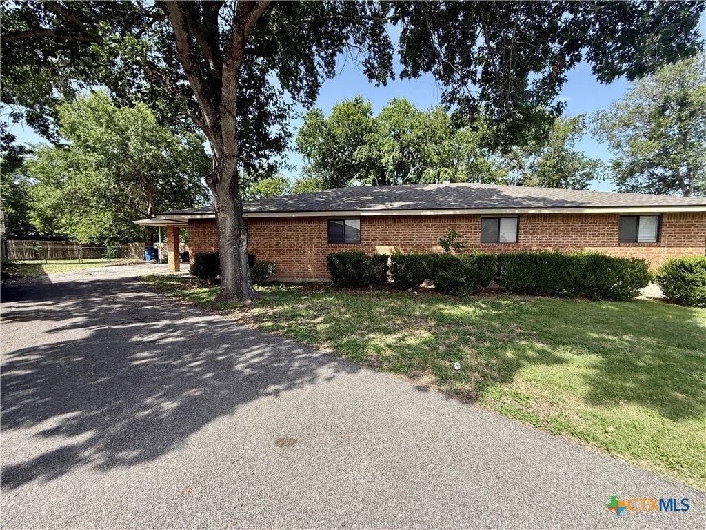 Photo - 705 Woodcrest Cir