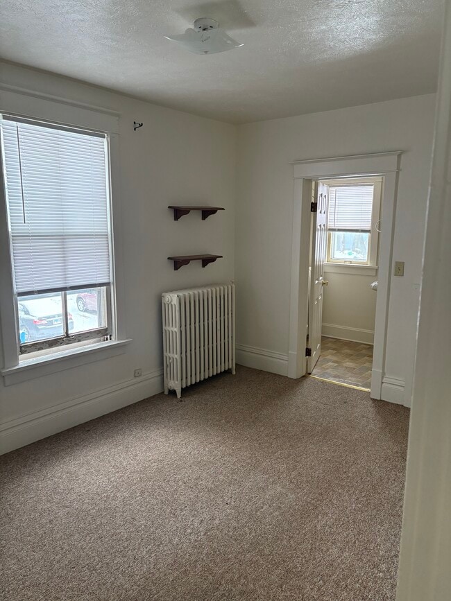 Photo - 510 N Front St Unidad 3