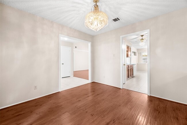 Photo - 22606 Elsinore Dr