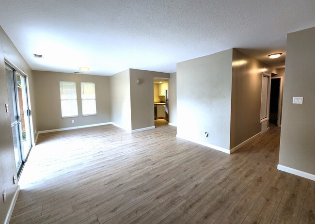 Photo - 5908 S Willow Way