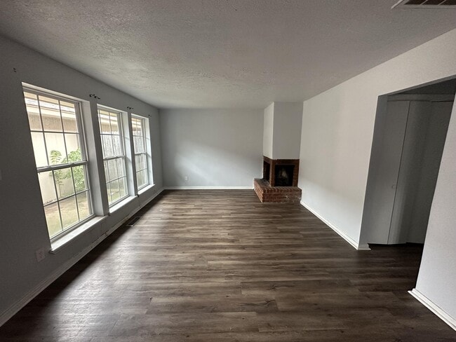 Photo - 1912 N Moulton Ct