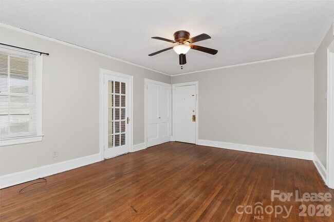 Photo - 1418 Park Dr Unit 4