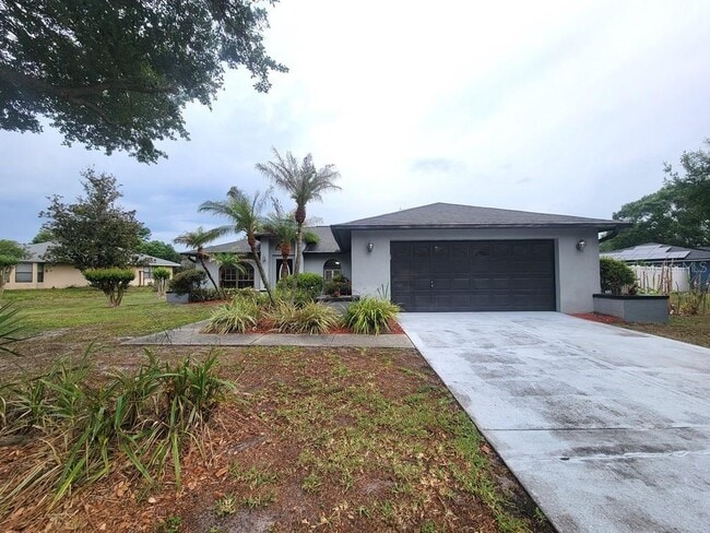 Photo - 4201 Parkway Blvd