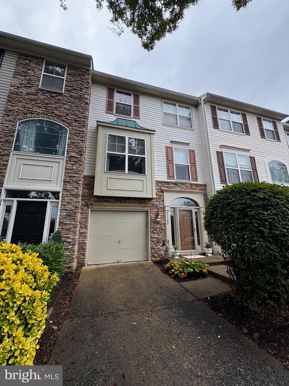 Building Photo - 25340 Ashbury Dr Rental