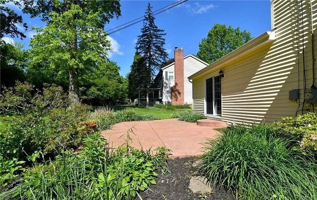 Photo - 118 Clairhaven Dr