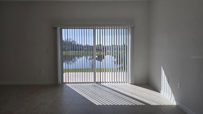 2220 Portrait St