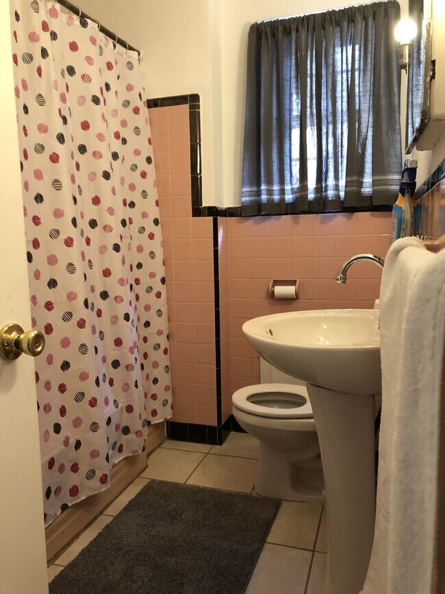 Bathroom - 216 Green Ave Unit 2ndFloor