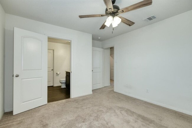 Photo - 5033 Cressler Ln