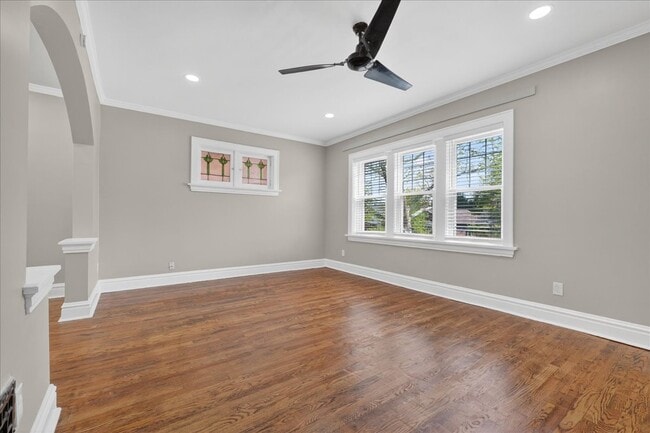 Photo - 5185 Goethe Ave