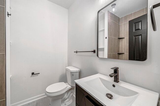 Photo - 160 Garfield Ave Unit 2F