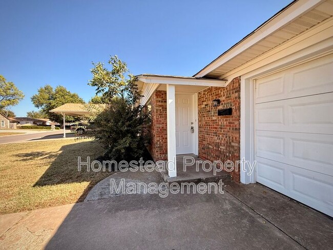 Photo - 2744 SW 64th St