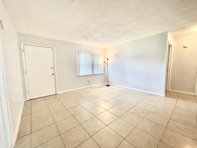 Photo - 1813 Grimke Ave