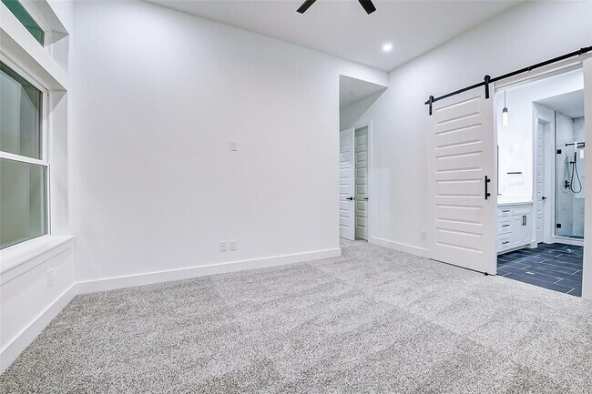 Photo - 1913 Hoskins Dr